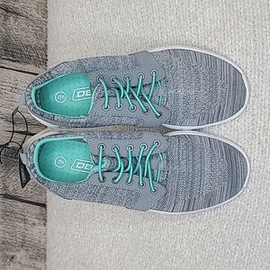 DBX Women's Performance Sneaker Style Water Shoe in Gray/White - NWT